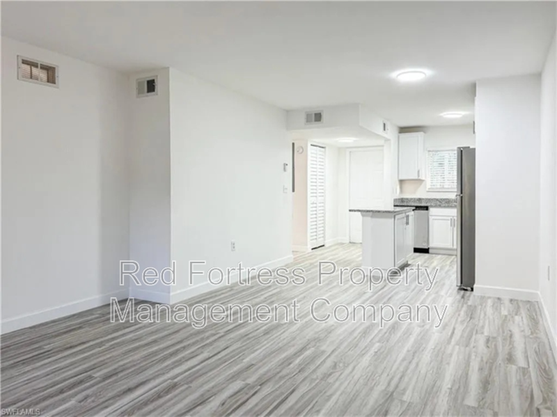 11931 Palm Bay Ct - Photo 3 of 12