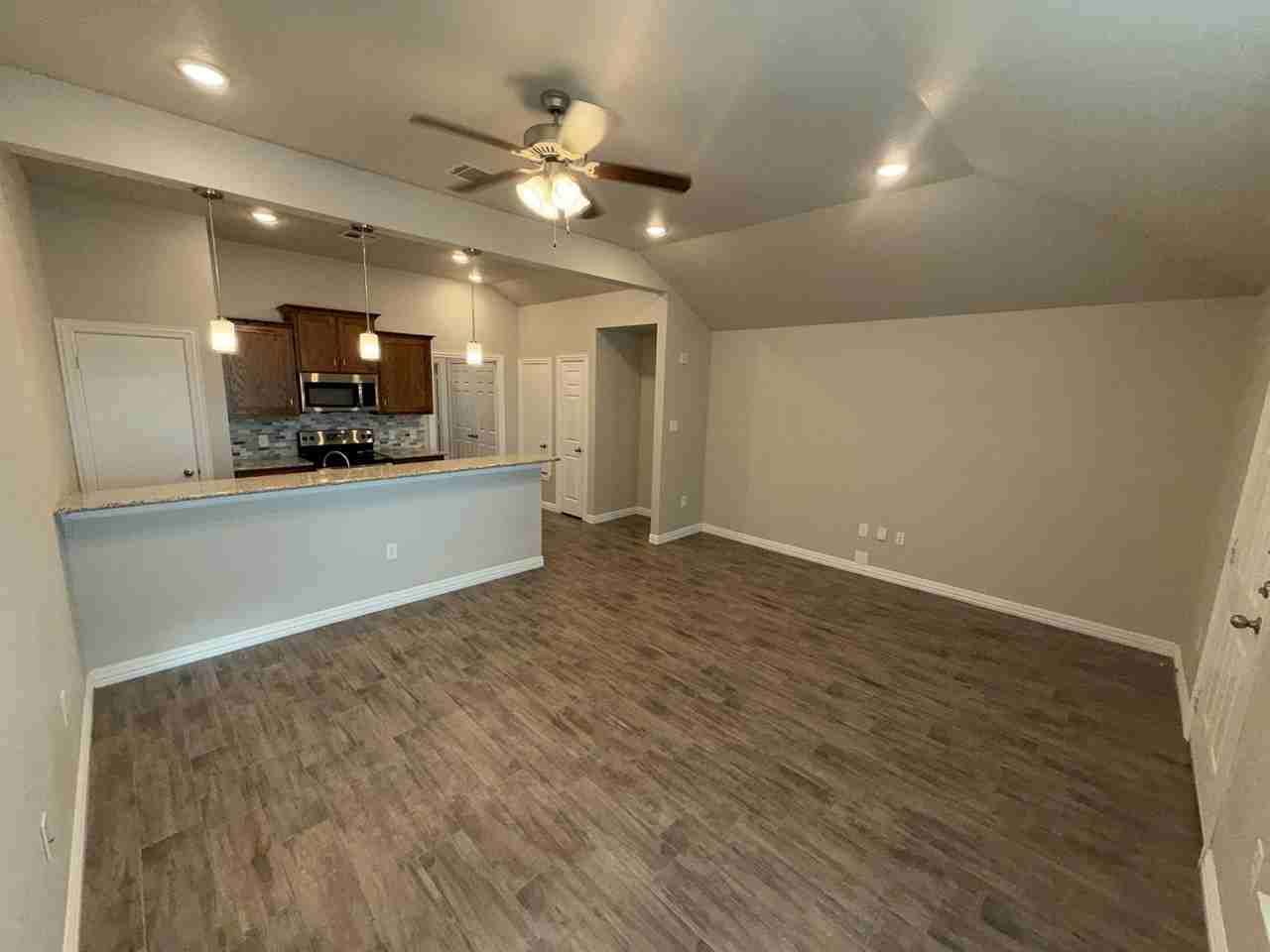 3226 South 13th Street - Photo 3 of 11