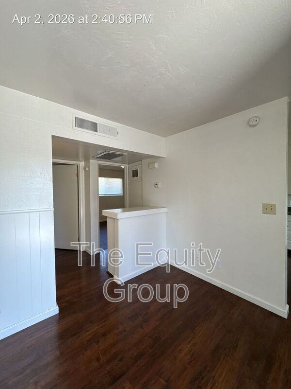 620 N Blackstone St #1 - Photo 4 of 12