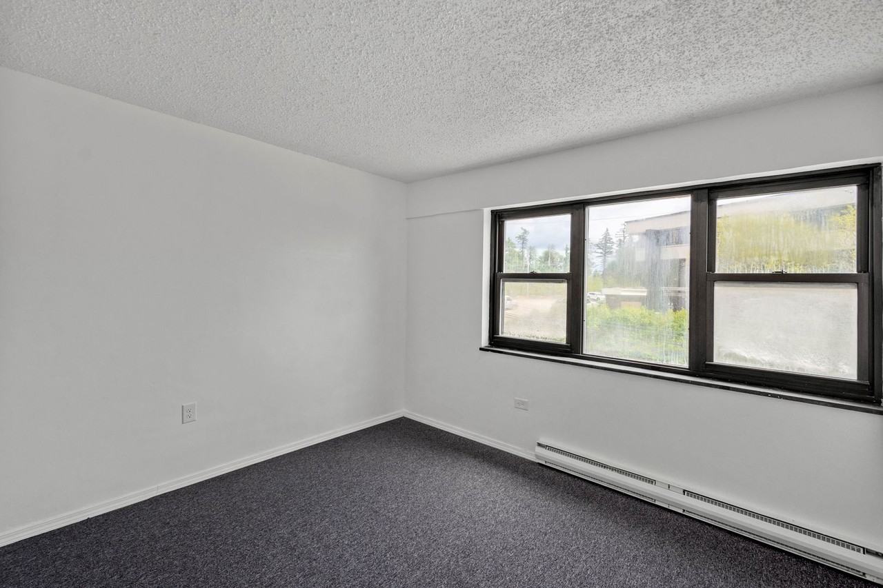Penn Towers Apartments - Photo 6 of 19