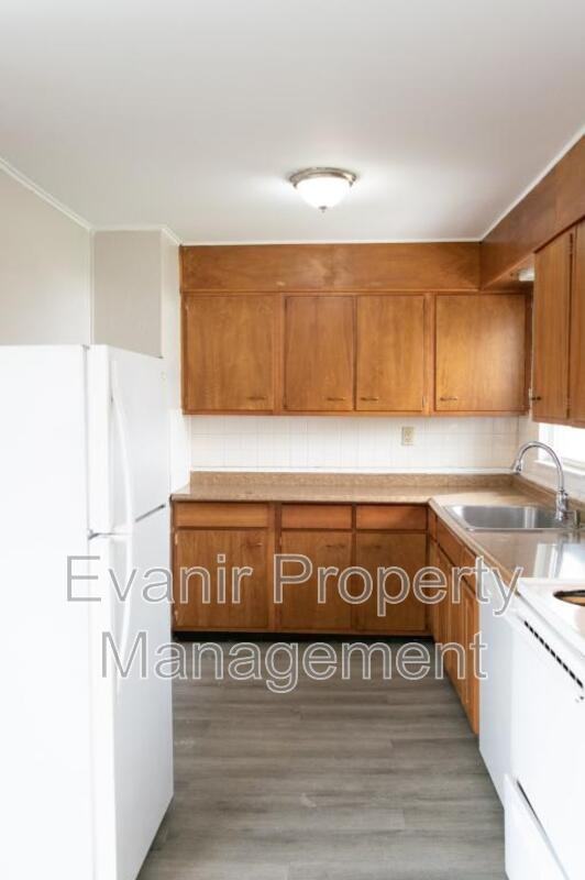 2908 Ghent Ave - Photo 7 of 26