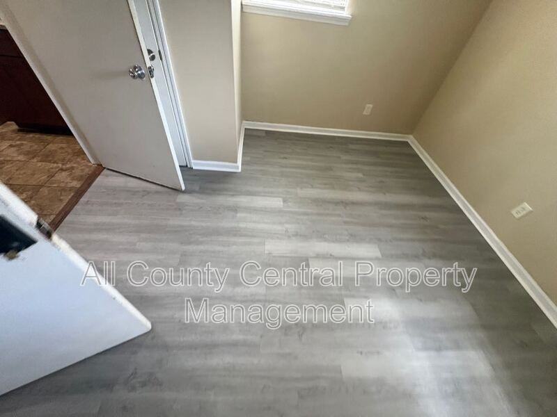 813 42nd Pl N - Photo 7 of 7