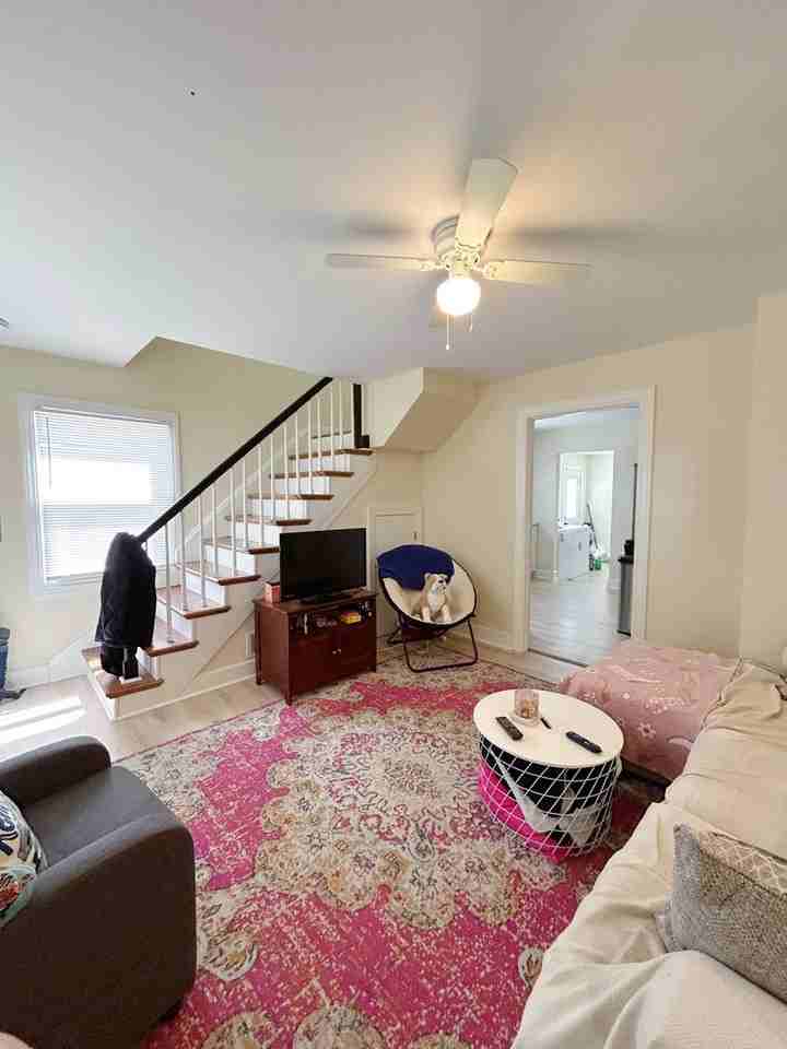 620 Addison Ave - Photo 5 of 15