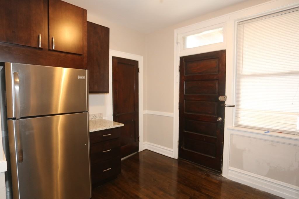 3825 N Drake Ave #1 - Photo 5 of 20