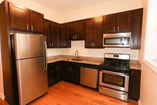 1756 W Montrose Ave #1 - Photo 2 of 21