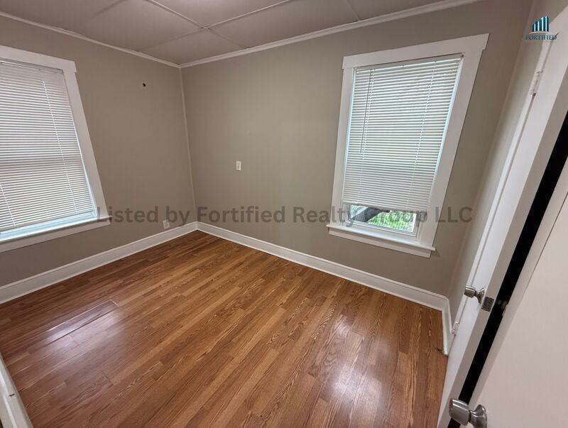 139 Oliver St #1 - Photo 6 of 17