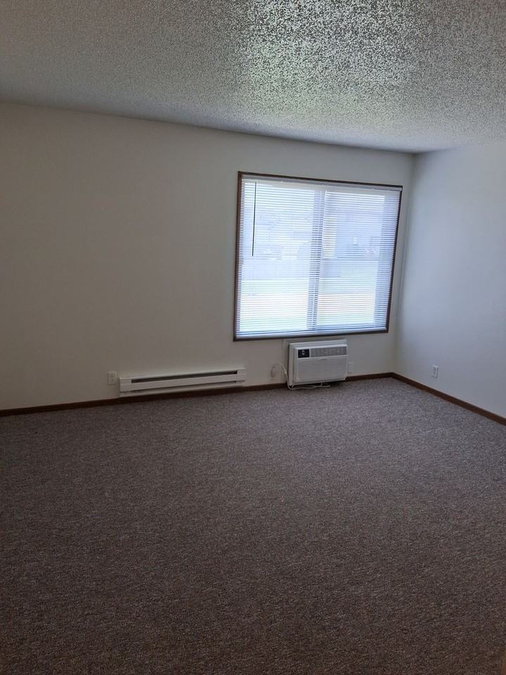 Park Place Apartments - Photo 6 of 27