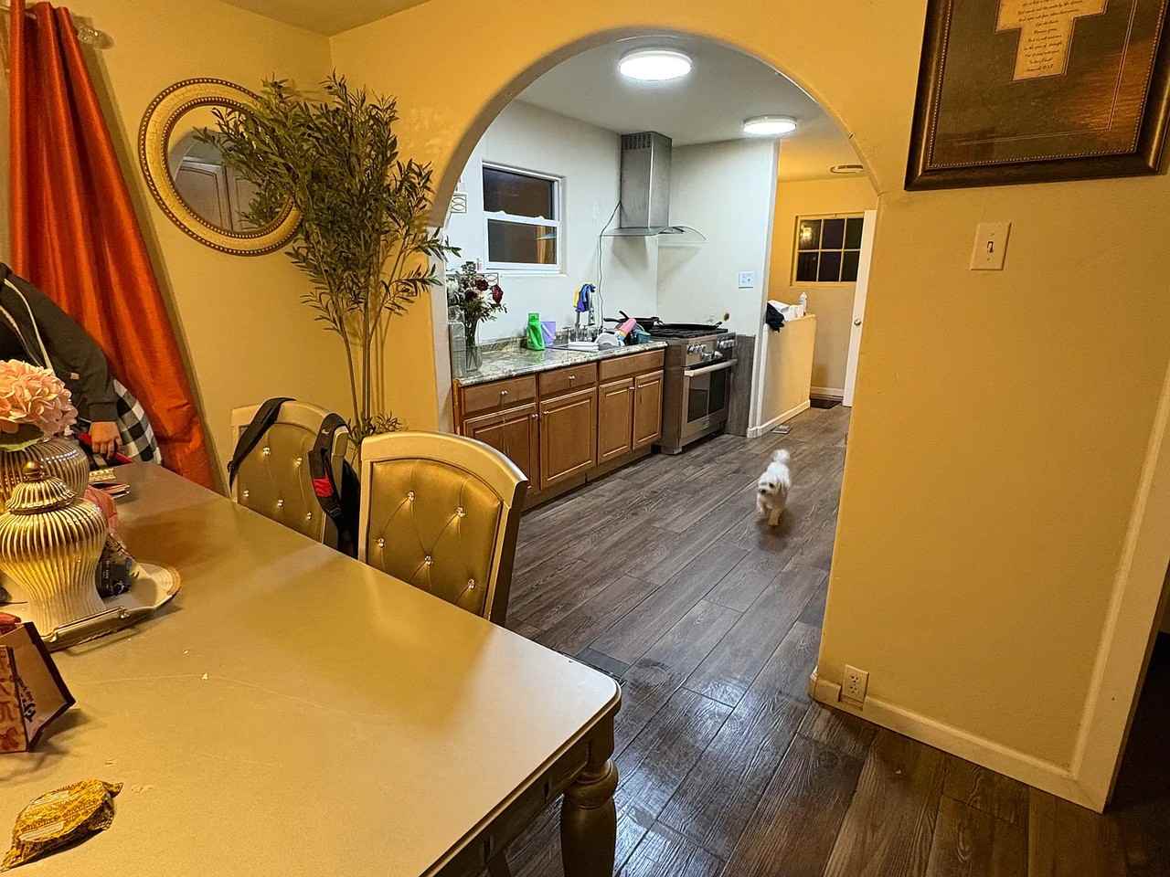 2024 East 9th Street - Photo 4 of 5