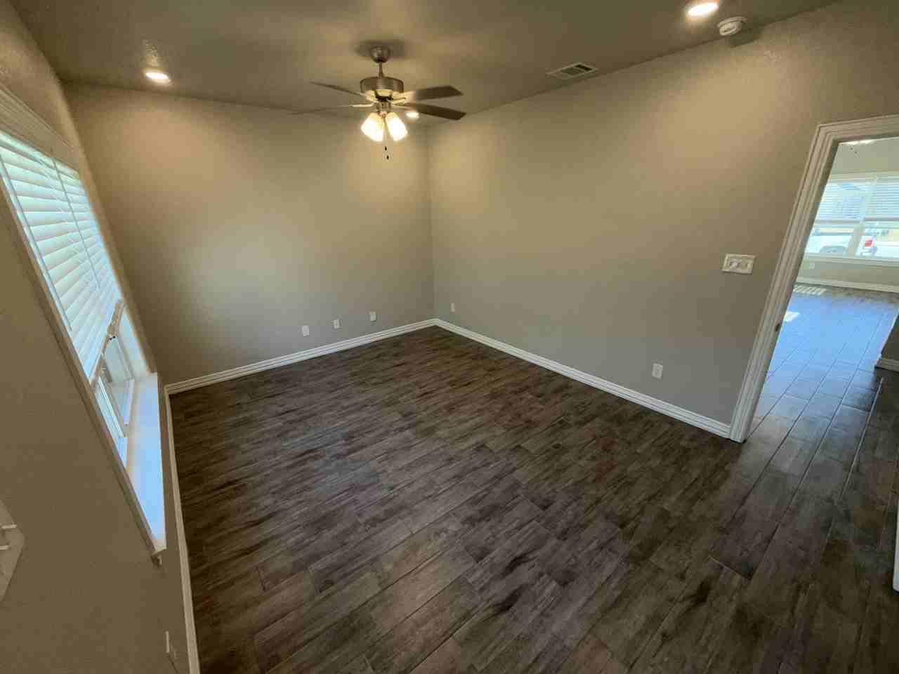 3114 Fenway Circle - Photo 6 of 13