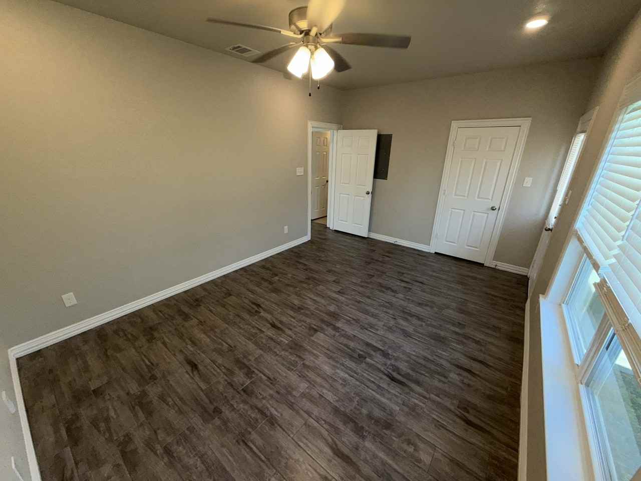 3114 Fenway Circle - Photo 7 of 13