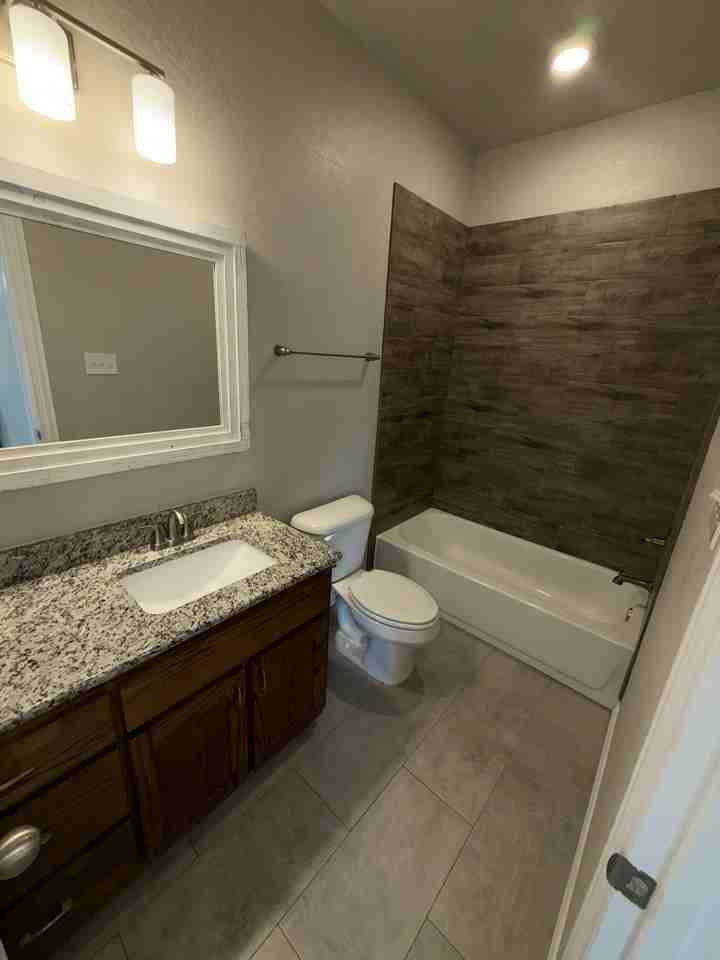 3114 Fenway Circle - Photo 5 of 13