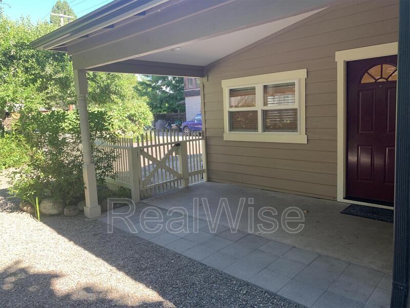 263 6th St - Photo 3 of 19