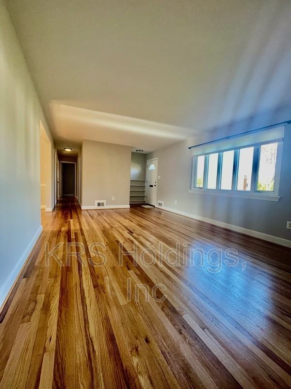 2911 Linden Ln - Photo 6 of 19