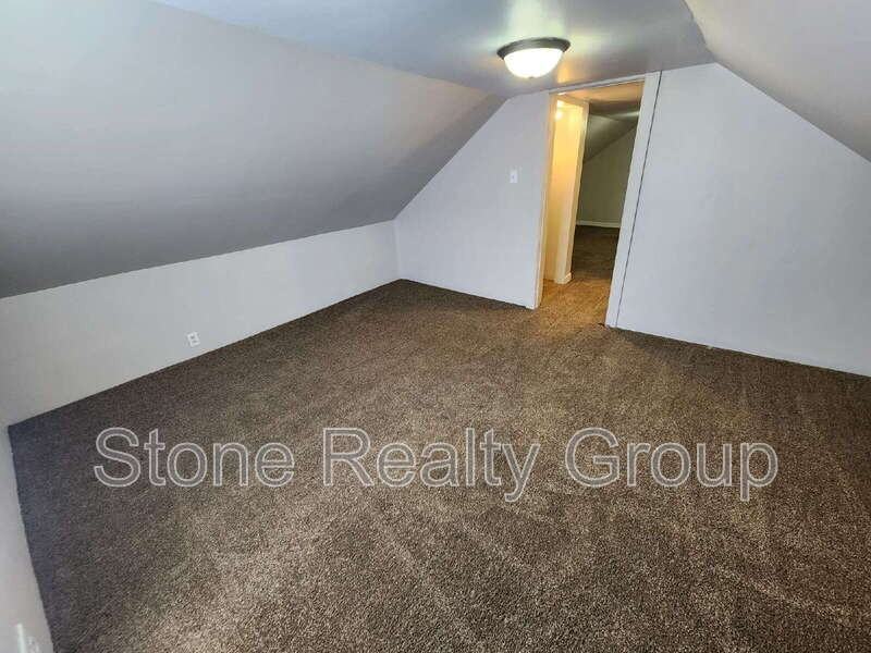 114 N 14th St - Photo 5 of 9