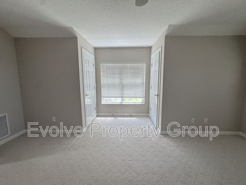 822 Summer Bay Dr - Photo 5 of 42