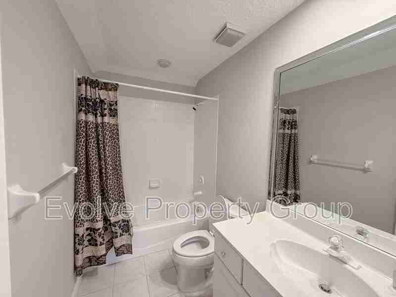 822 Summer Bay Dr - Photo 7 of 42