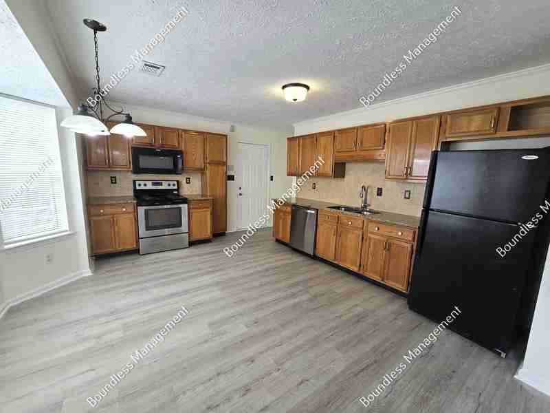 7064 Grinder Ct - Photo 5 of 19