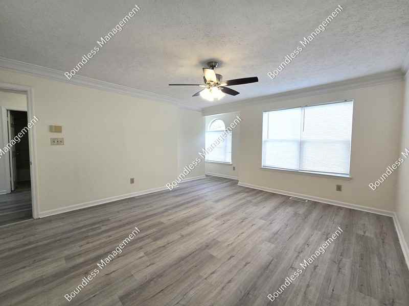 7064 Grinder Ct - Photo 7 of 19