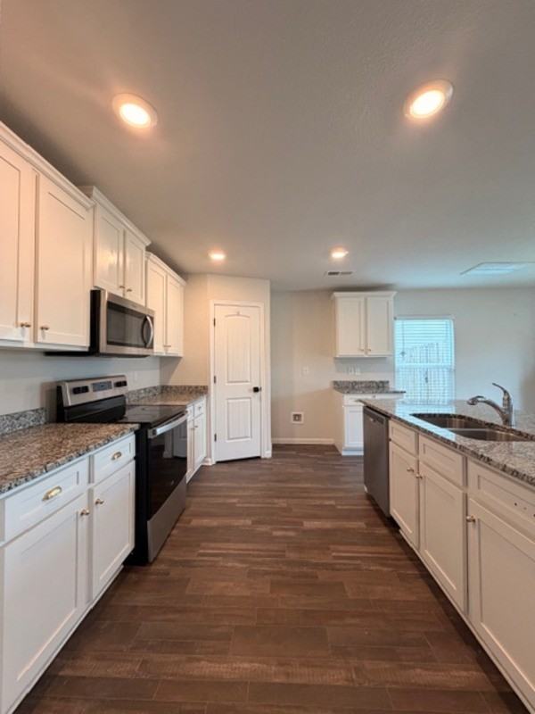 925 Turkey Berry Ln - Photo 7 of 33