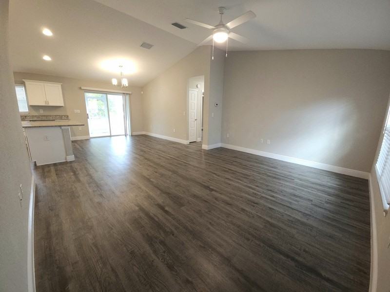 2 Oak Run Pl - Photo 5 of 16