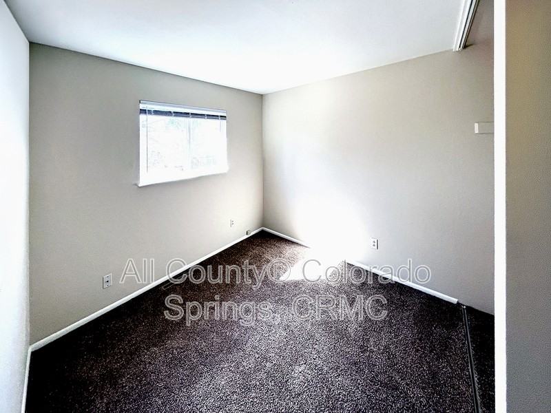 3463 Colony Hills Rd - Photo 7 of 20