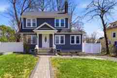 925 Plainfield Ave - Photo 1 of 1