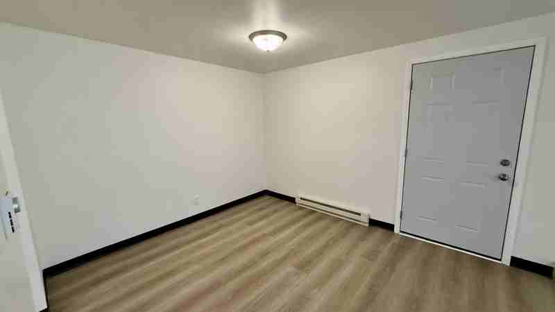 1818 School St - Photo 5 of 19