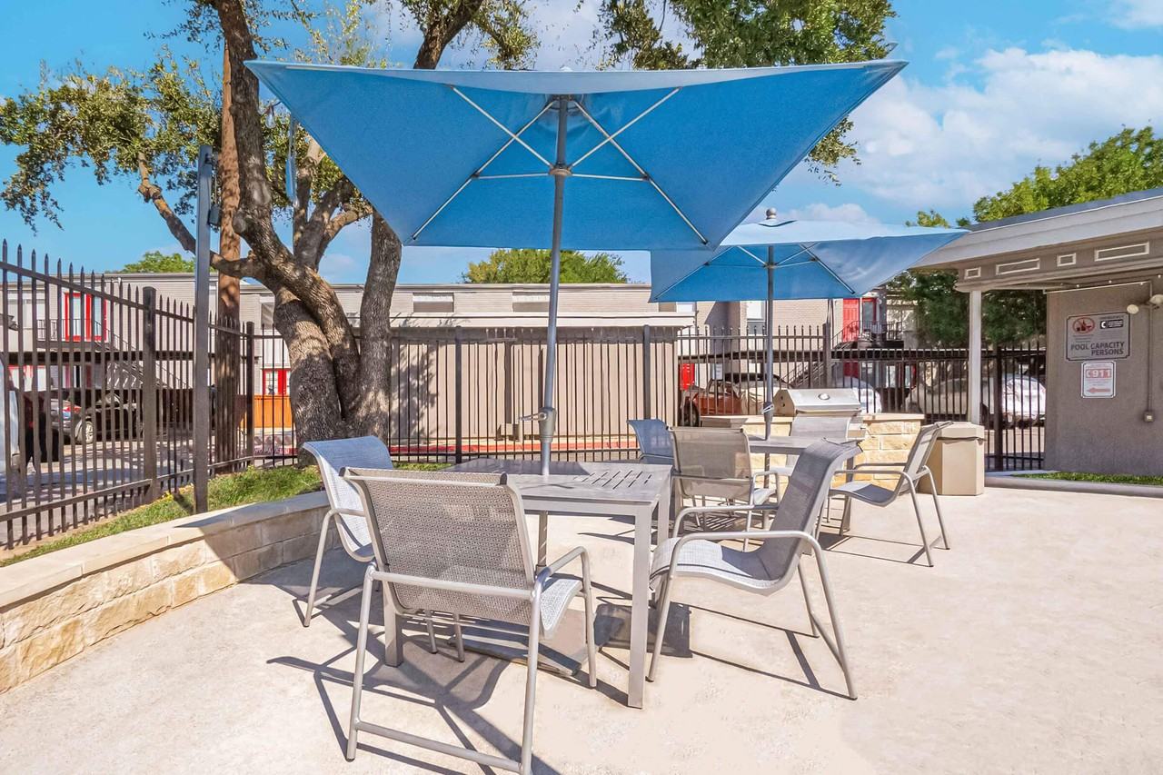 Monticello Crossroads - Photo 5 of 54