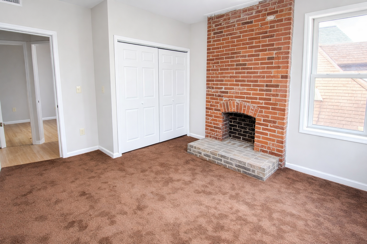 MELLON ST -- 132 - Photo 4 of 9