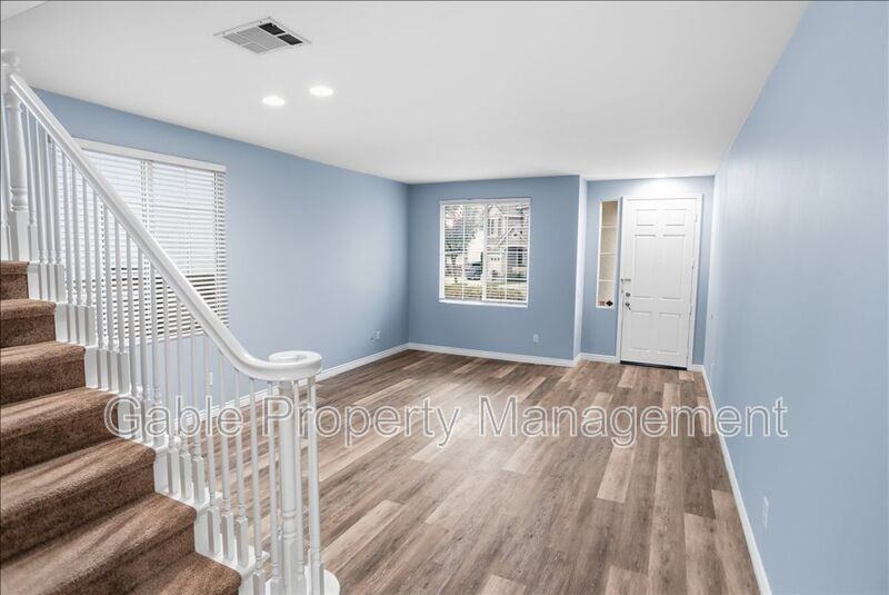 23206 Brooke Ln - Photo 2 of 27