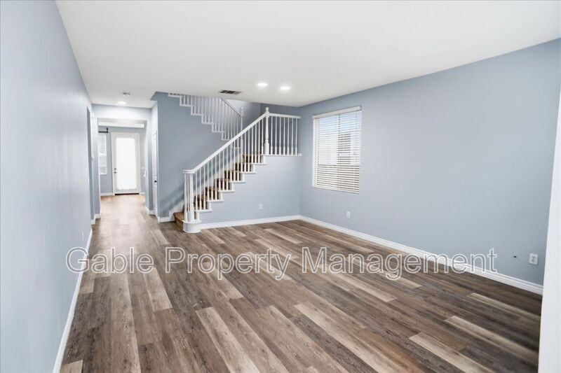 23206 Brooke Ln - Photo 3 of 27