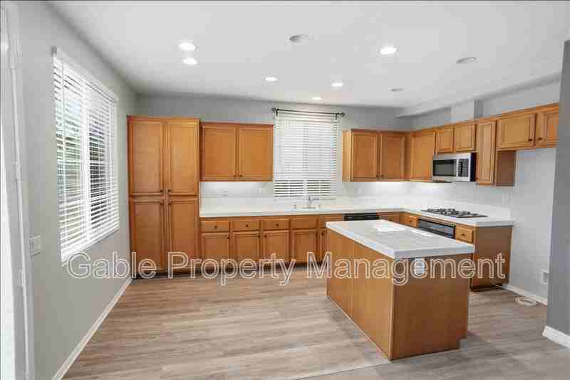 23206 Brooke Ln - Photo 4 of 27