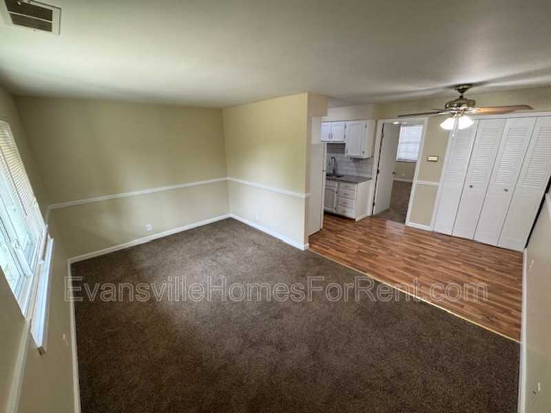 1626 Speaker Rd - Photo 4 of 9