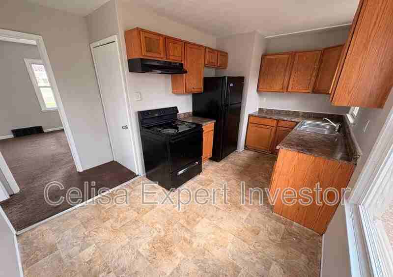 4819 S Anthony Blvd - Photo 4 of 10