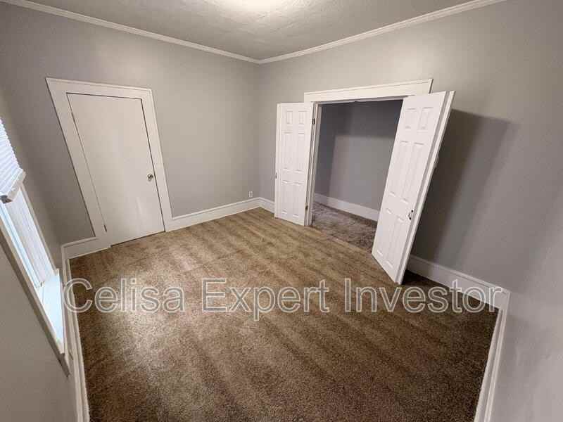 2719 Indiana Ave - Photo 6 of 7