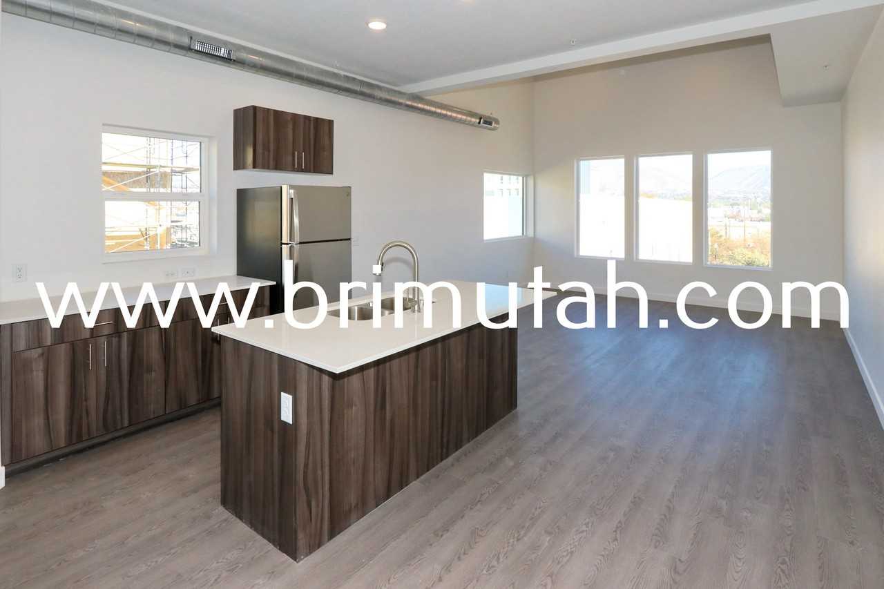 945 S. Washington St. - Photo 2 of 15