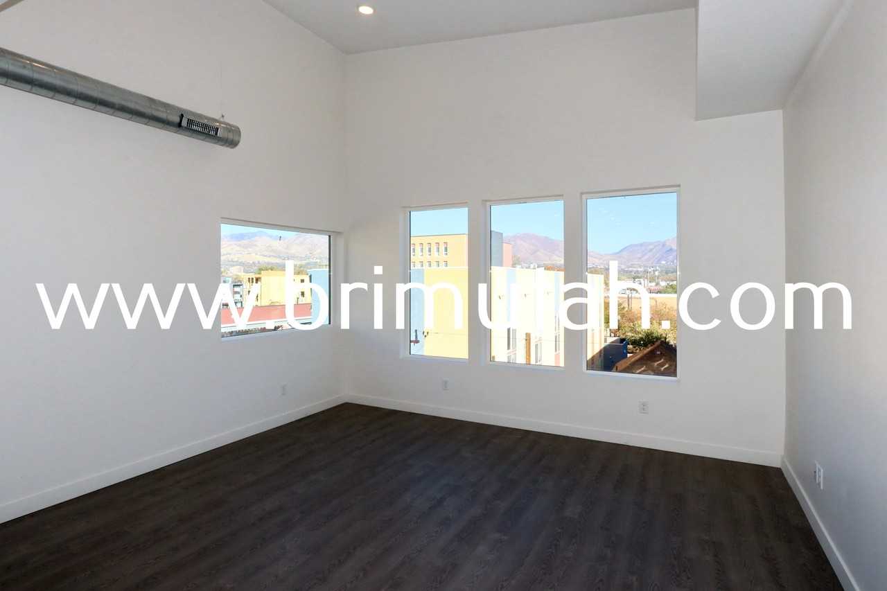 945 S. Washington St. - Photo 3 of 15