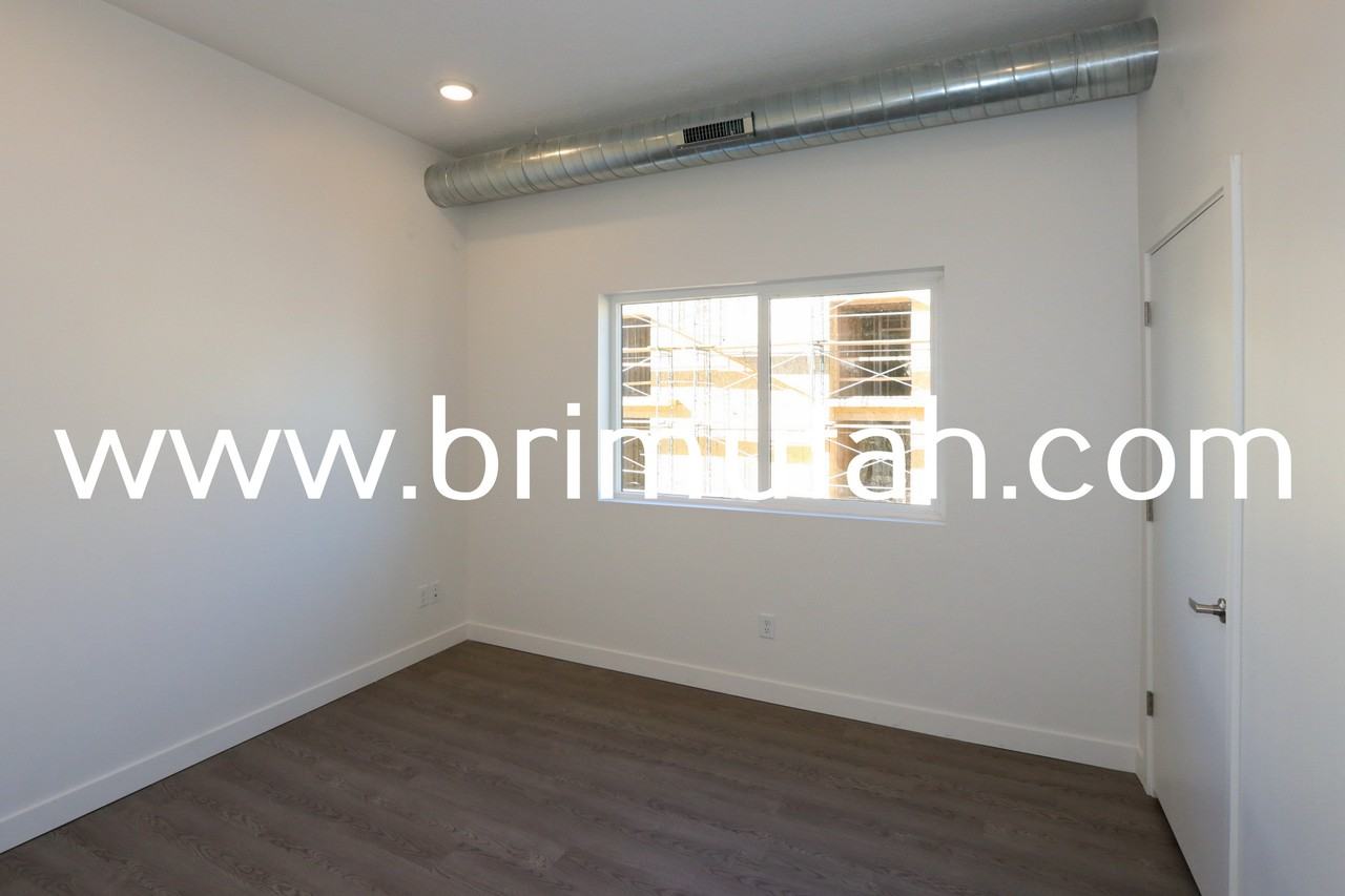 945 S. Washington St. - Photo 7 of 15