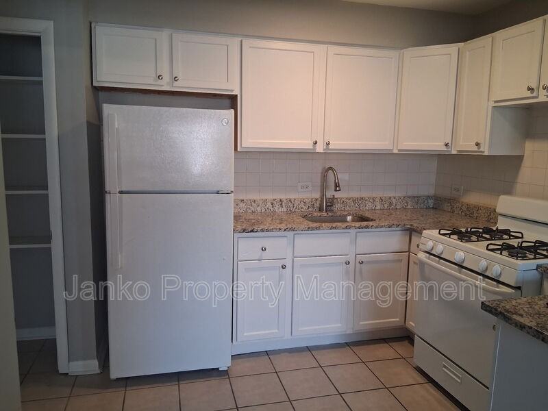 3351 Commercial Ave #23 - Photo 4 of 6