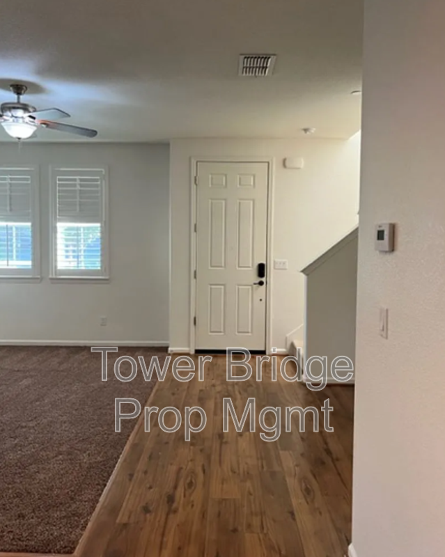 3057 Village Park Dr - Photo 4 of 34