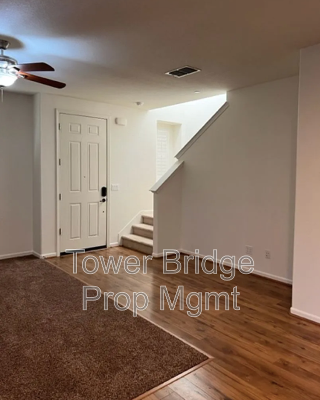 3057 Village Park Dr - Photo 5 of 34