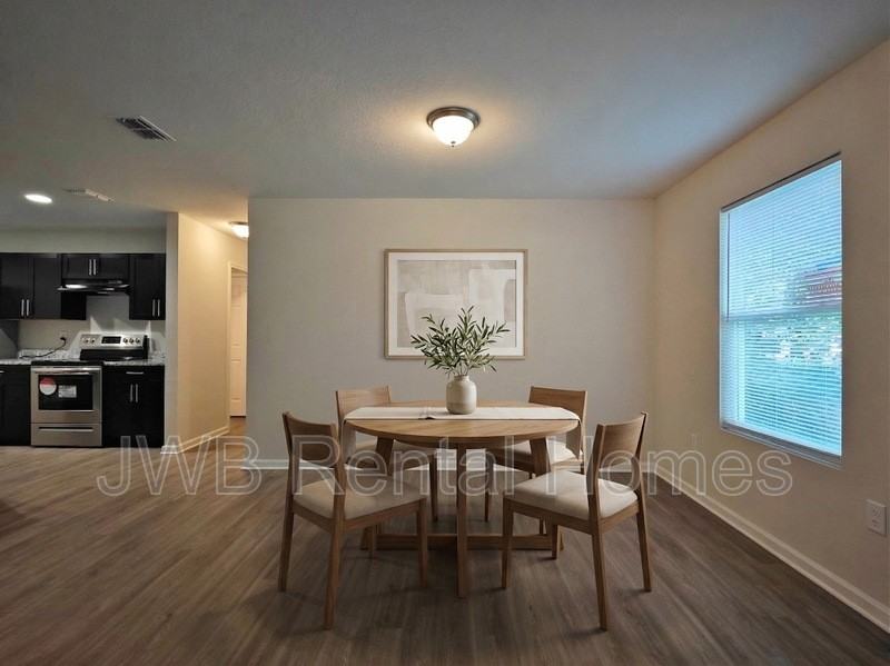 5338 Chenango Blvd - Photo 6 of 15