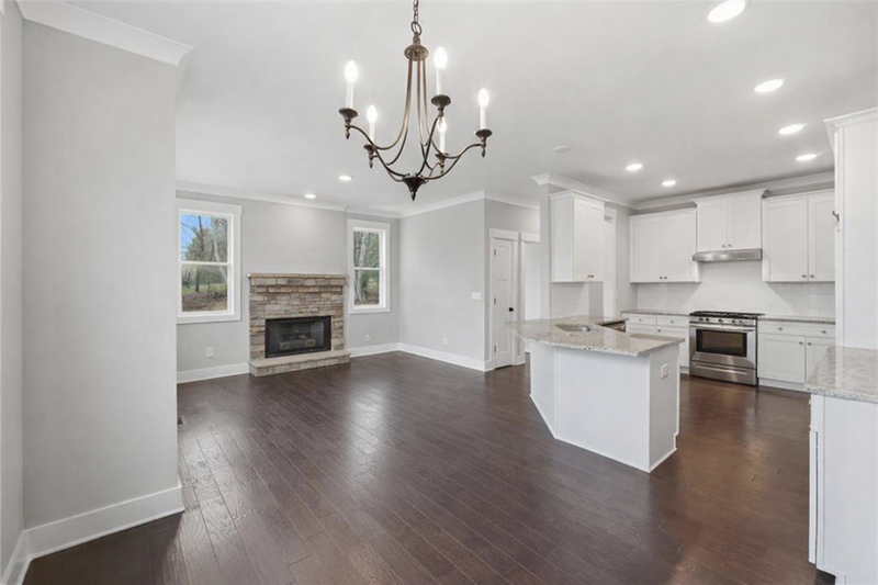 711 Carver Mill Rd - Photo 2 of 28