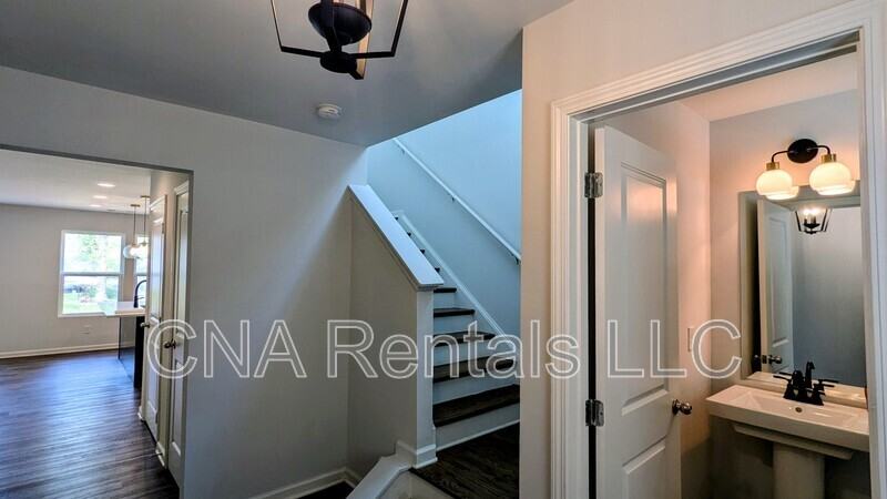 2367 Summit Ave Nw - Photo 3 of 27