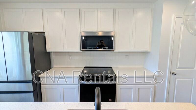 2367 Summit Ave Nw - Photo 5 of 27