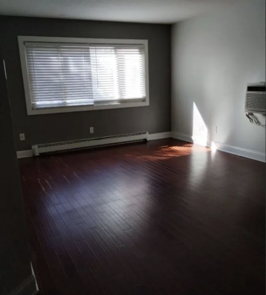 729 East 16th Street - Photo 2 of 40