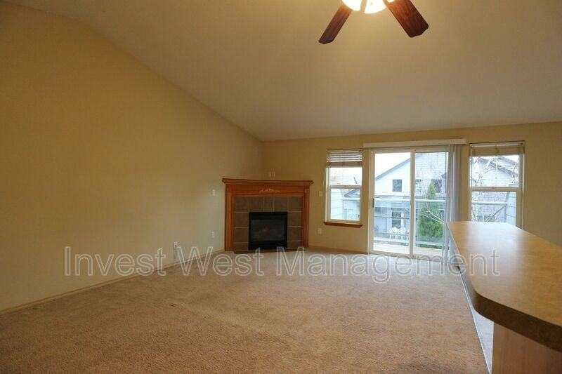 1830 Se 11th Ave - Photo 2 of 18