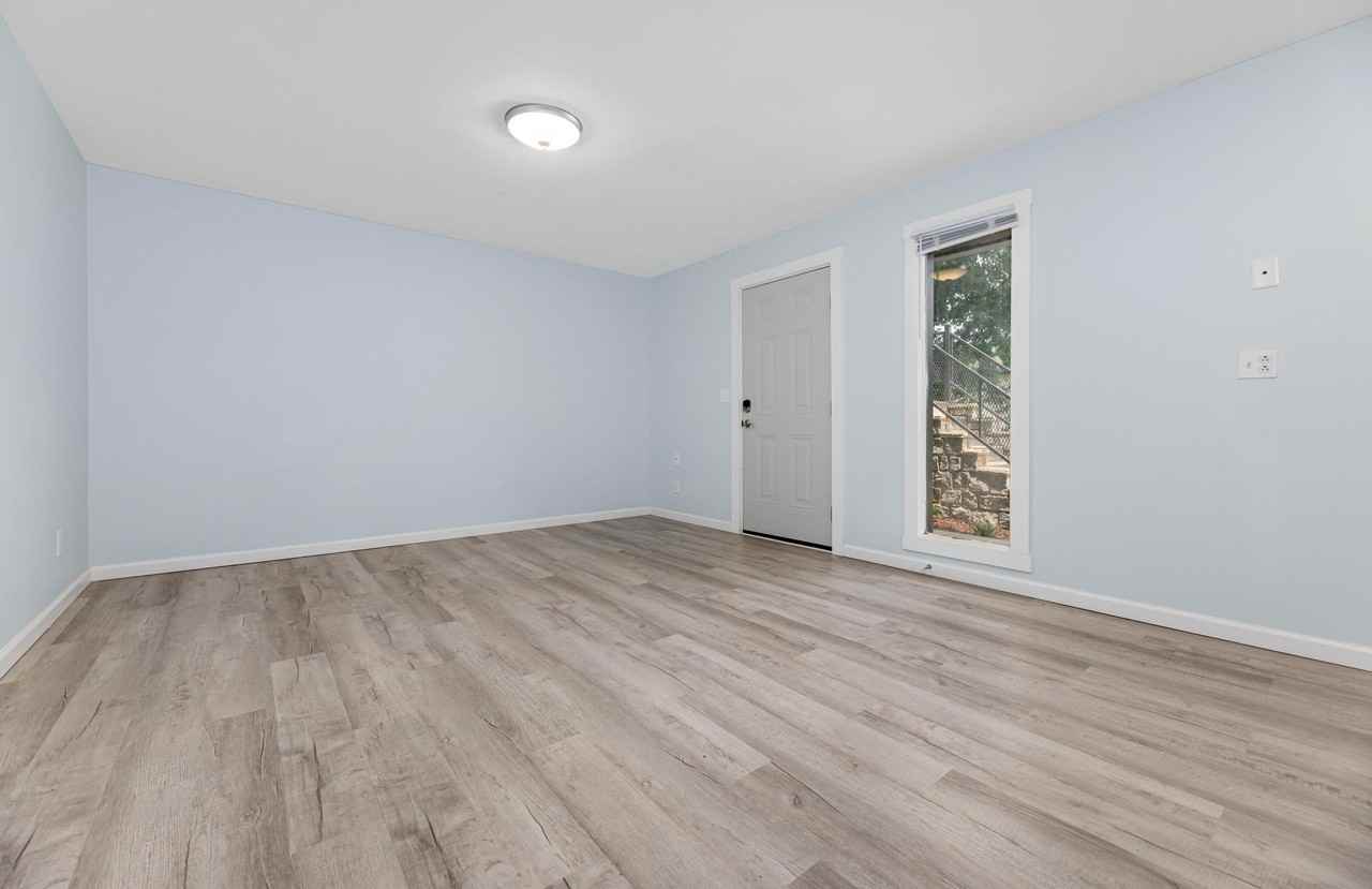 Cedar Creek Suites - Photo 2 of 11