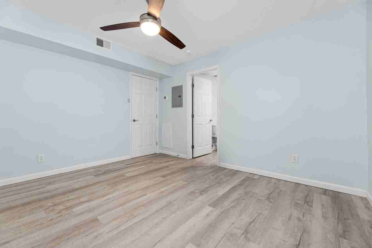 Cedar Creek Suites - Photo 5 of 11