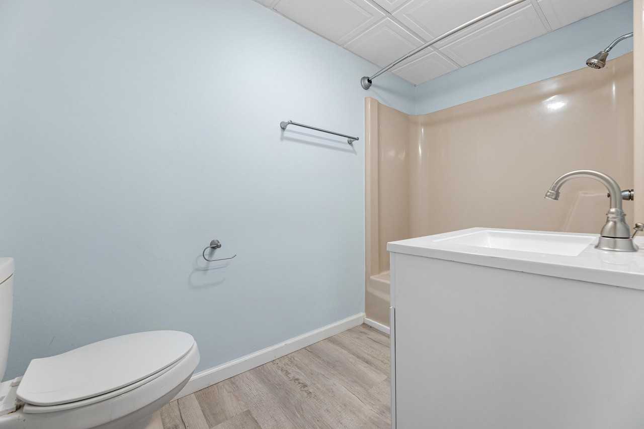 Cedar Creek Suites - Photo 6 of 11